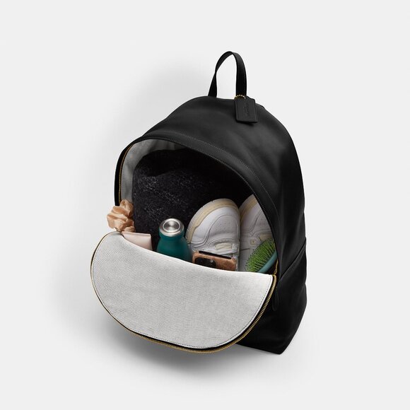 Kisslock Frame Backpack - Picture 8 of 10